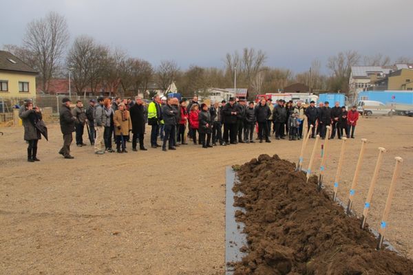Spatenstich neues Feuerwehrhaus